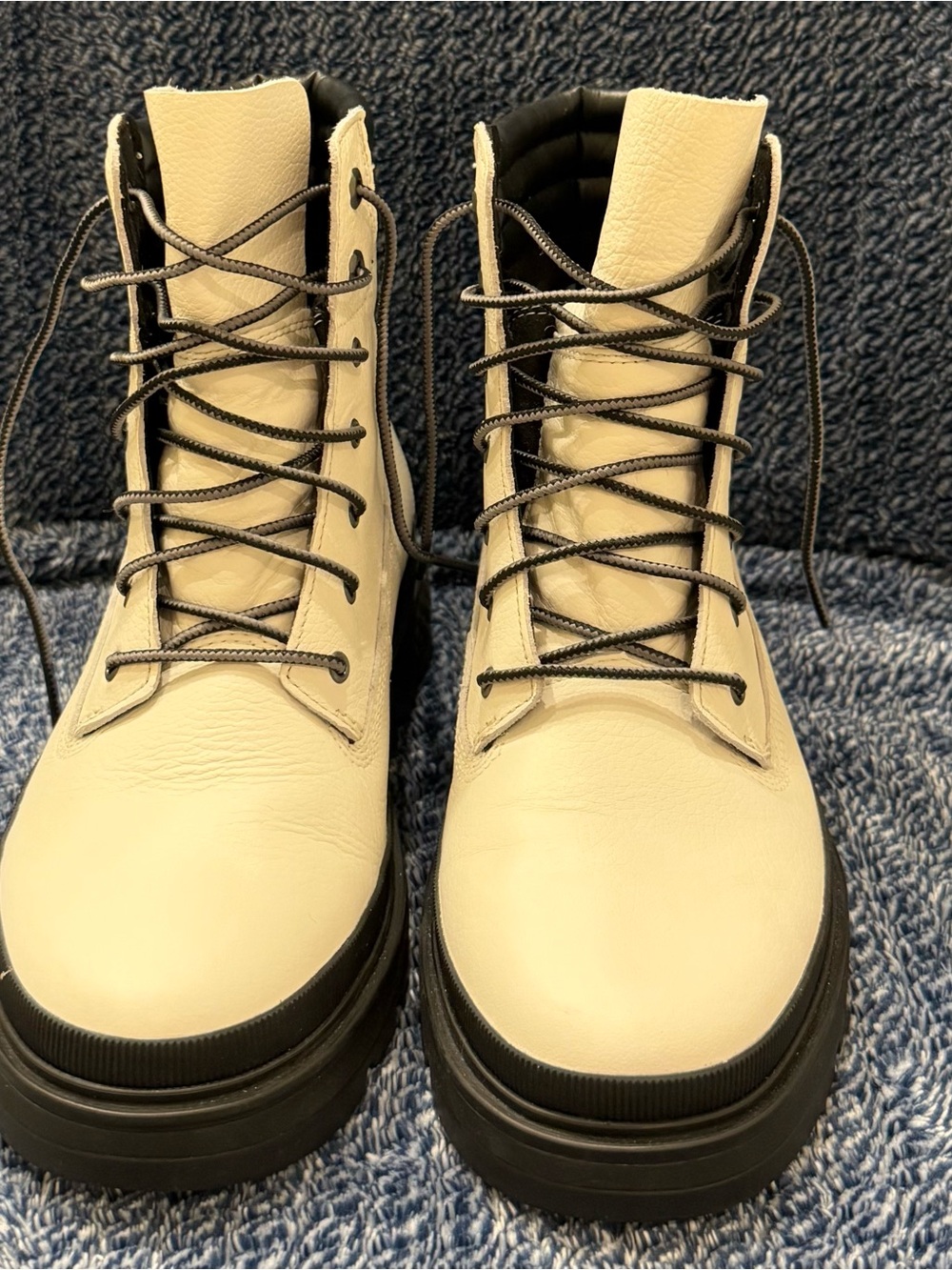 Timberland | New Ray City Boot Black/White | Size 8 - Picture 2 of 9